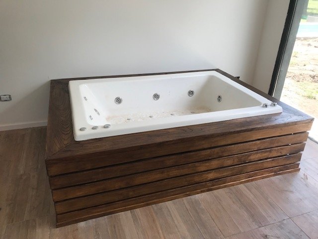 revestimiento interior jacuzzi
